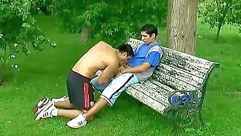 Amateur sex with three hot girls in a outdoor setting