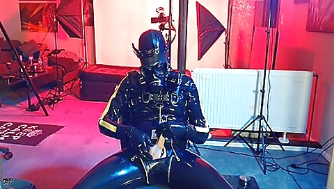 Rubbleboy empire porn with a girl getting her hole stuffed