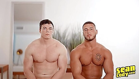 Two guy with tattoos fuck in the backyard open window