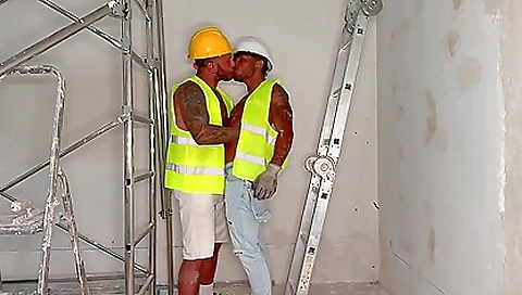 Brunette with a tattooed ass fucks with a big cock