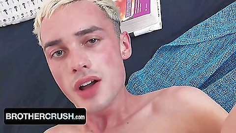 Hunk gives lecture to stepbrother and gets a creampie