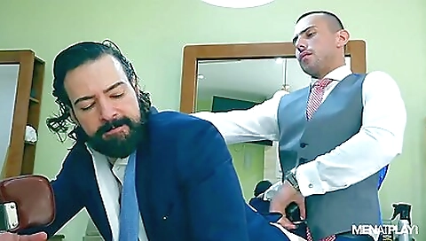Latina brunette in a sexy black bra is giving a deep throat fuck
