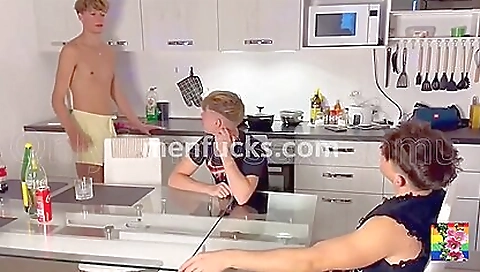 Blonde and brunette are getting penetrated in a threesome