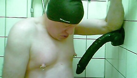 A good amateur blowjob is a great way to start this bdsm scene